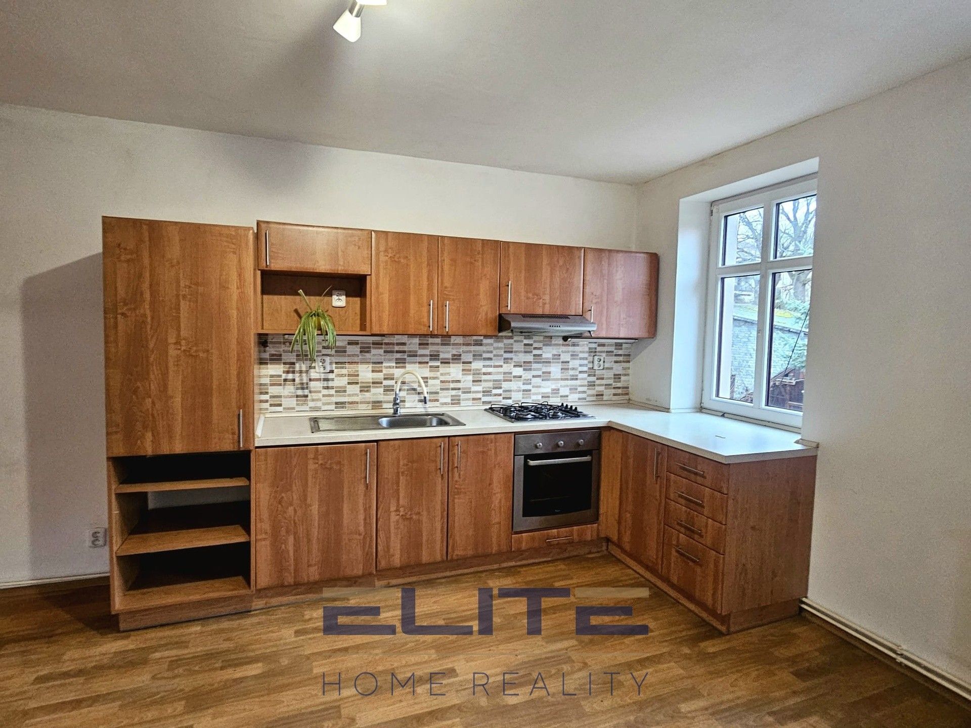 Pronájem byt 2+kk - Svobody, Liberec, 635 m²