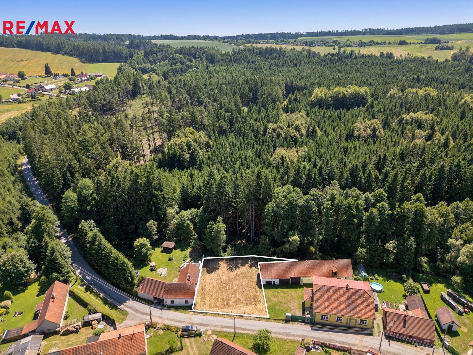 Prodej pozemek pro bydlení - Dolní Lhota, Načeradec, 552 m²