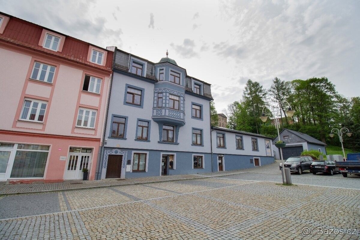 Prodej rodinný dům - Praha, 110 00