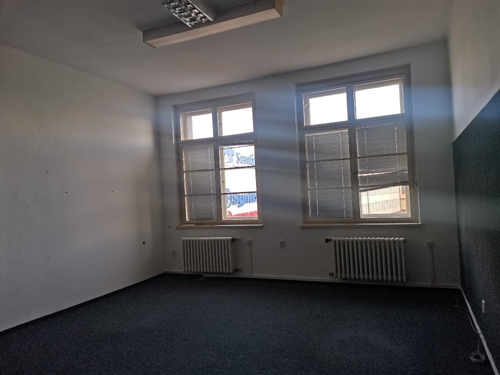 Kancelář · Pardubice, 533 53 - 3