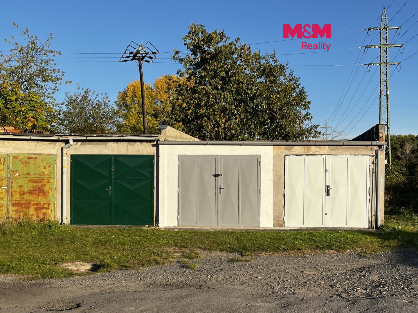 Garáž, 19 m²