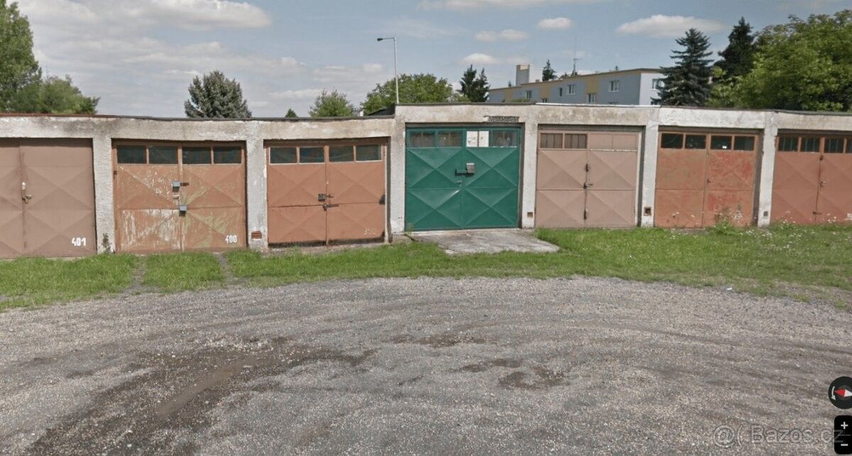 Garáže, Praha, 196 00