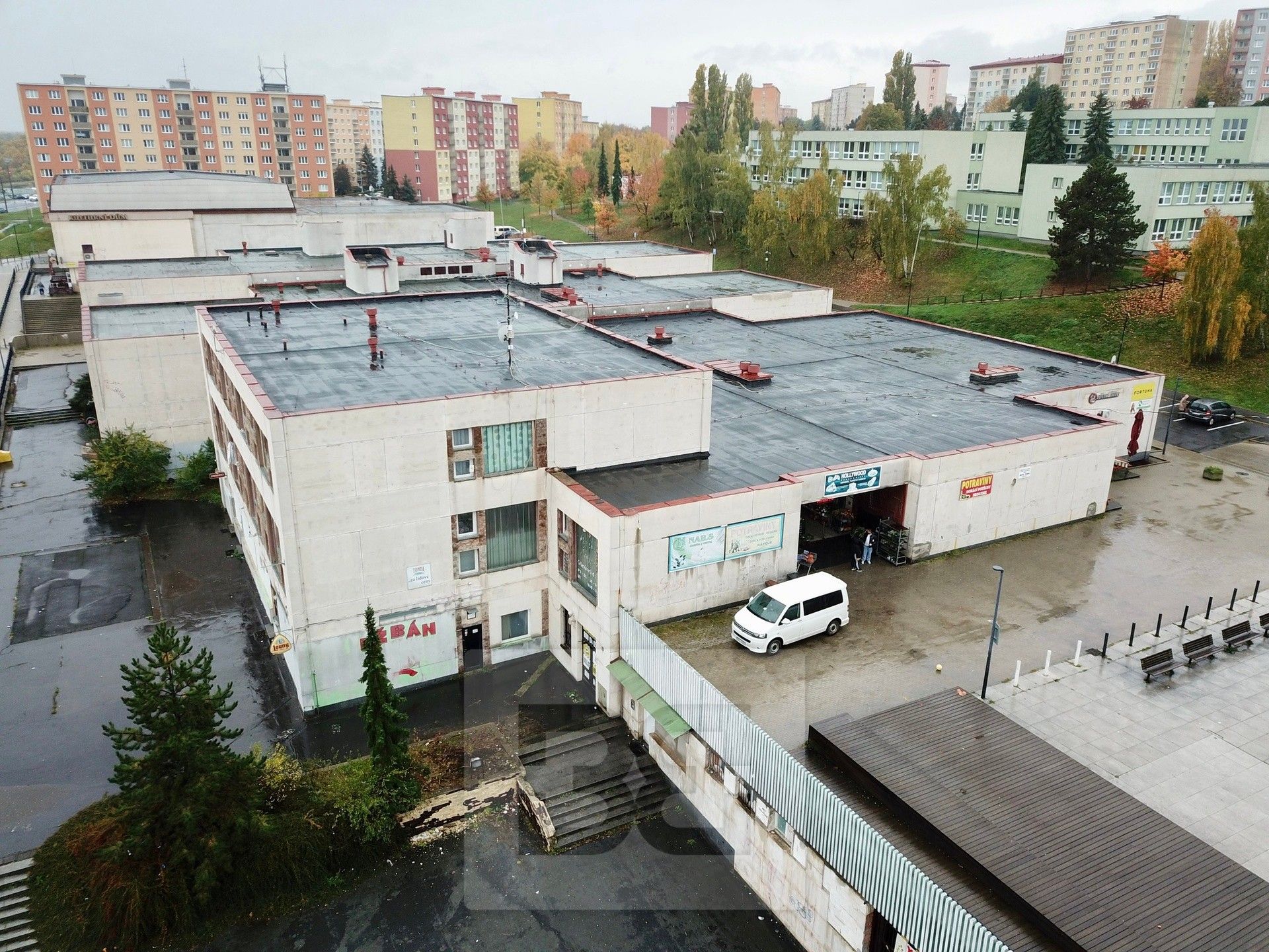 Obchodní prostory, Zahradní, Chomutov, 14 070 m² - 1