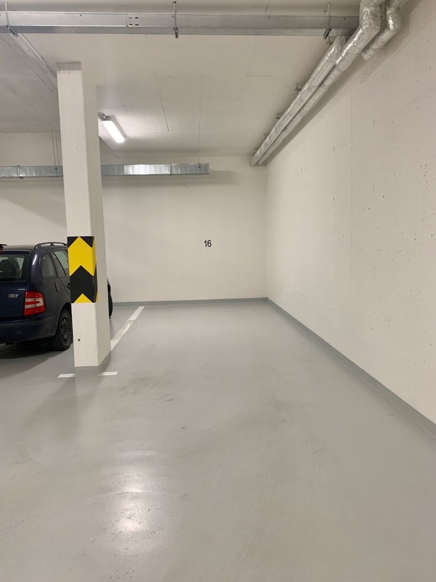 Garáže, Na Komořsku, Praha - Modřany, 12 m² - 1