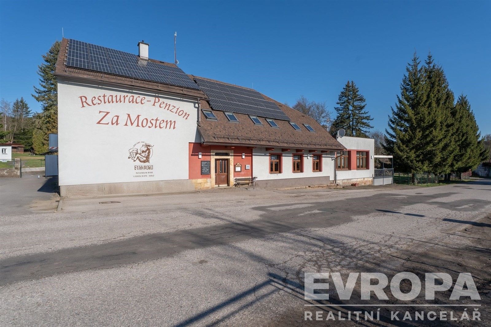 Ubytovací zařízení, Mostek, 777 m²