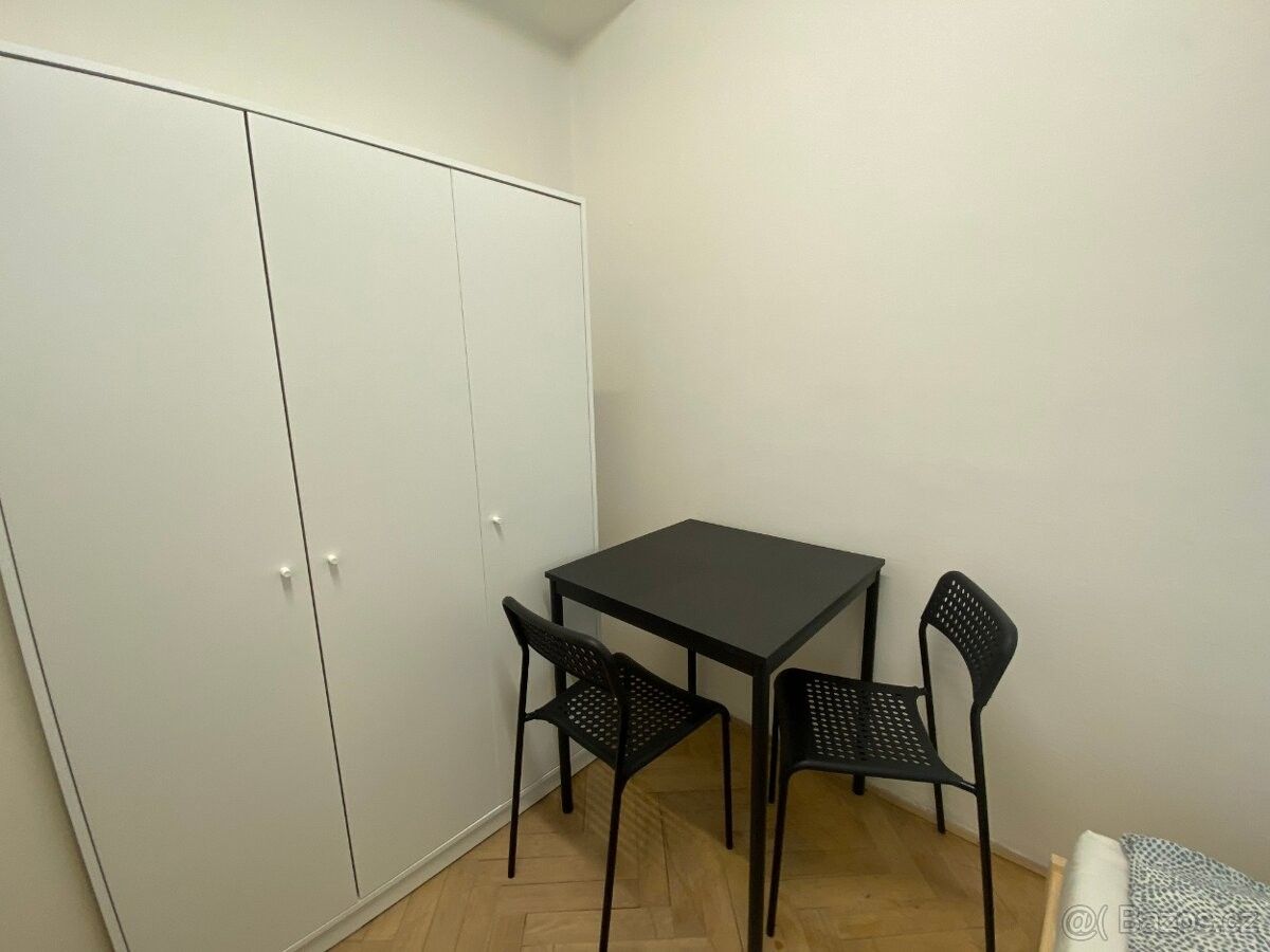 Pronájem byt - Praha, 140 00