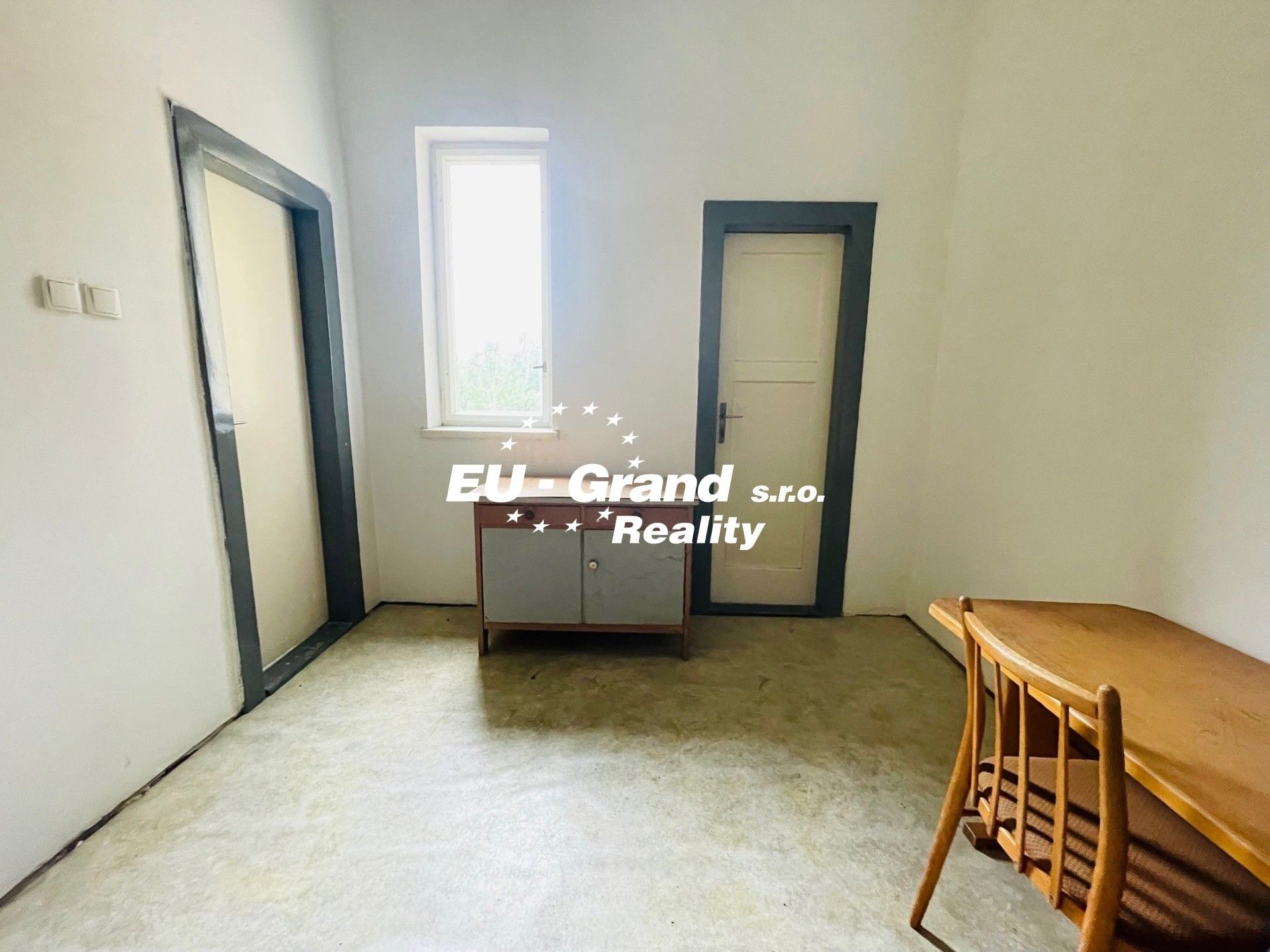 Pronájem sklad - Farní, Lipová, 26 m²