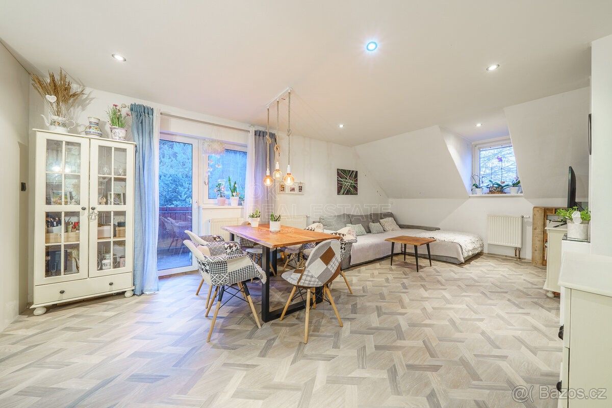 Byty, Karlovy Vary, 360 01