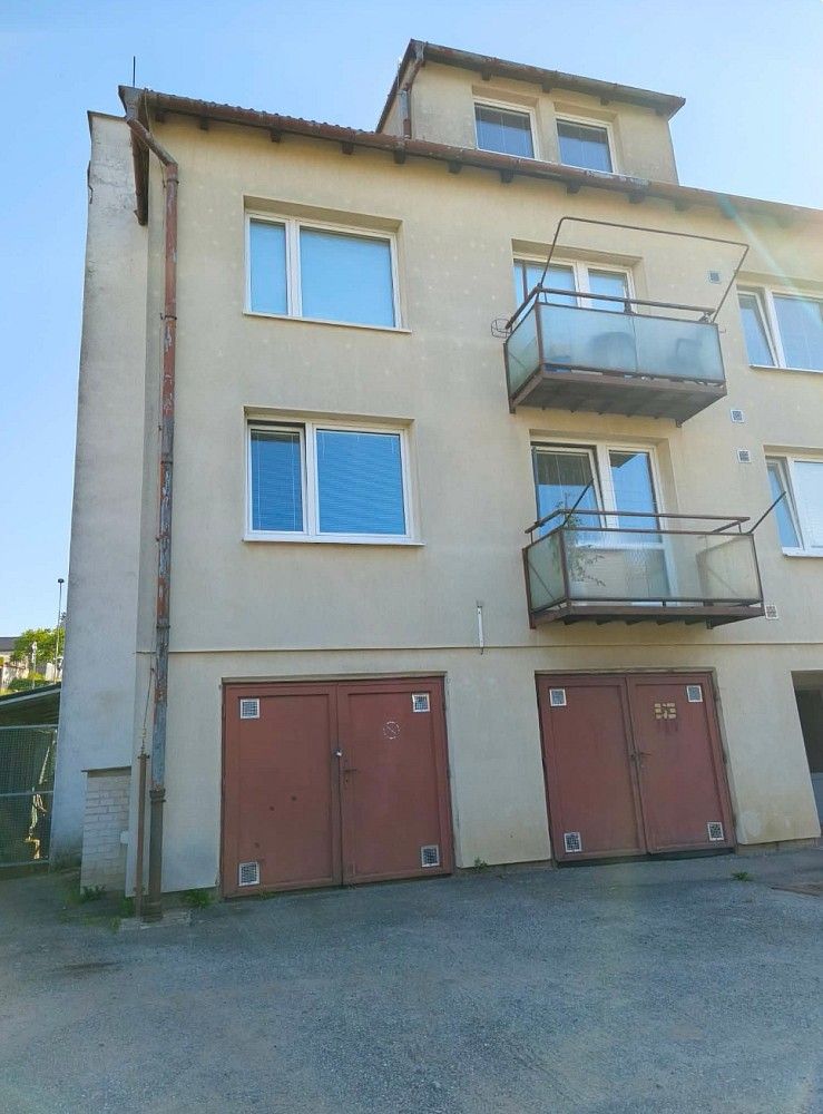 Garáž · 17 m² · Luka nad Jihlavou, okres Jihlava, Kraj Vysočina - 1