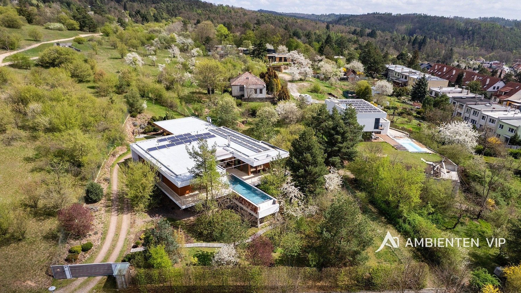 Rodinné domy, Lelekovice, okres Brno-venkov, Jihomoravský kraj, 388 m² - 2