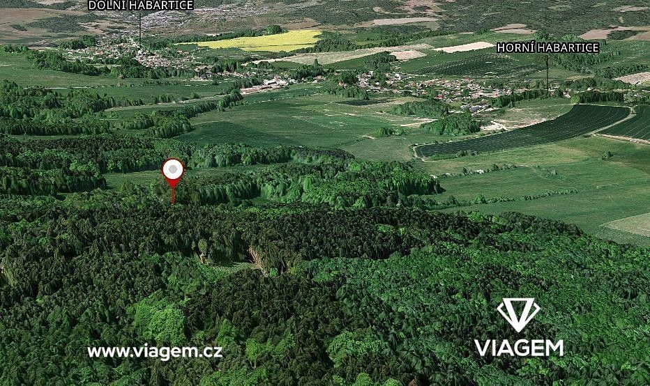 Les, 2 358 m²