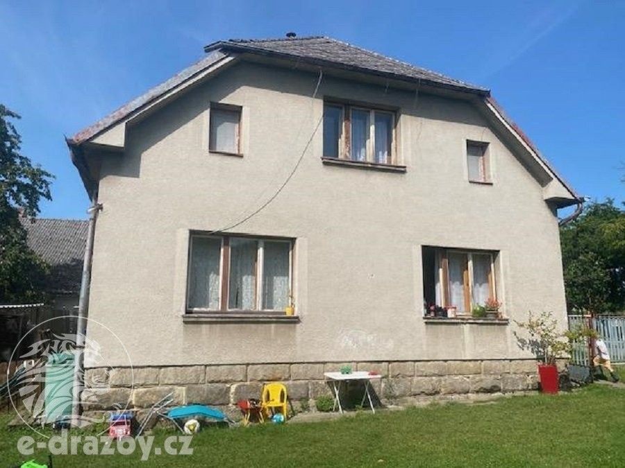 Rodinné domy, Veselice, 218 m²