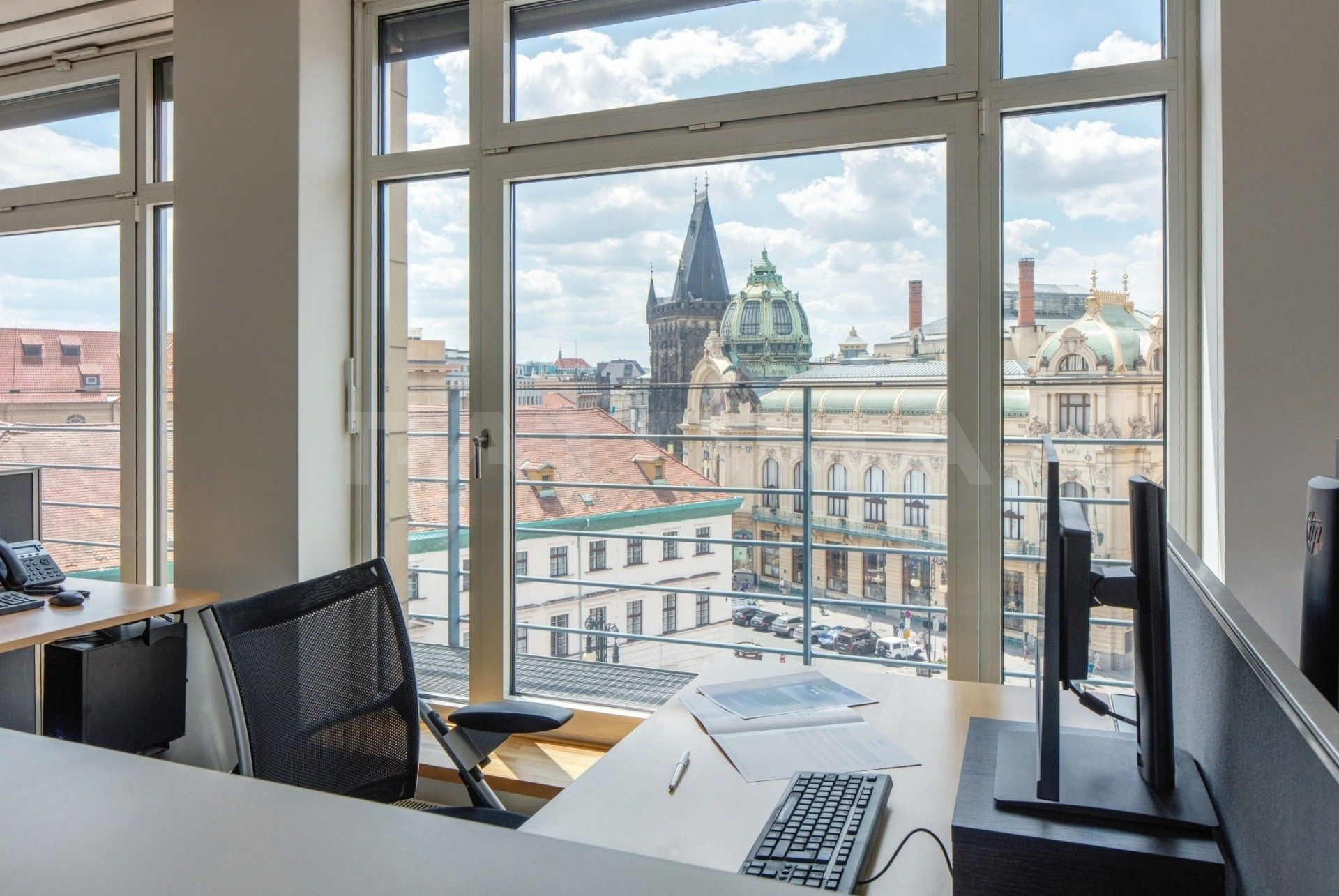 Kancelář · 175 m² · náměstí Republiky, Praha - 4