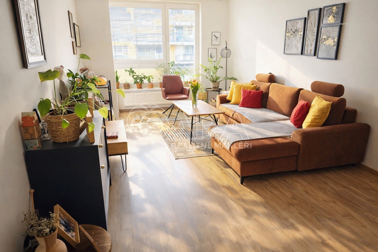 2+kk, Pod Harfou 943, Praha, 52 m²