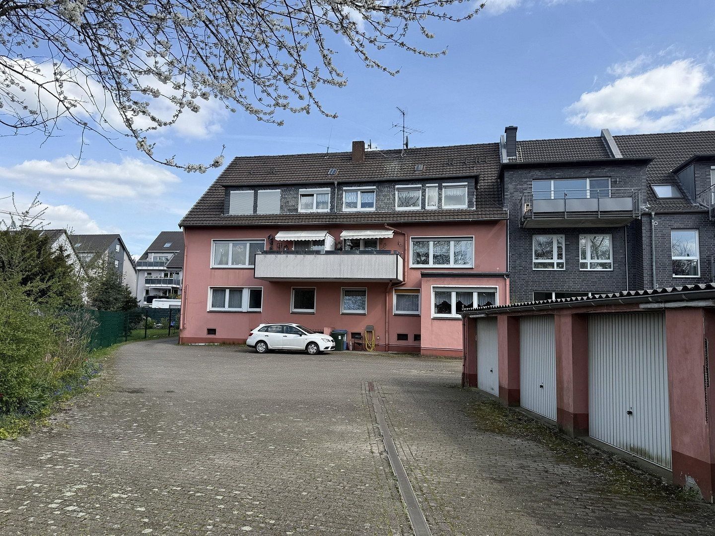 Prodej rodinný dům - Jägerstr. 23 Oberhausen Sterkrade Nordrhein-Westfalen 46149, 499 m² - 5