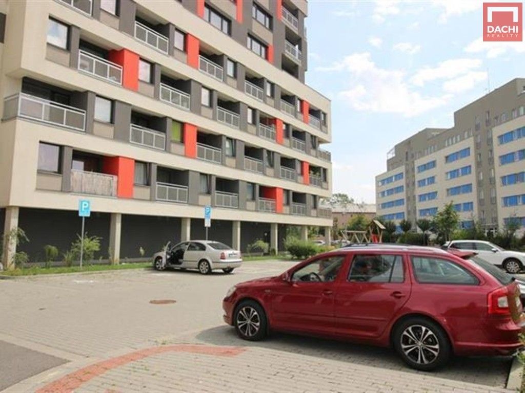 Ostatní, gen. Píky, Olomouc, 19 m²