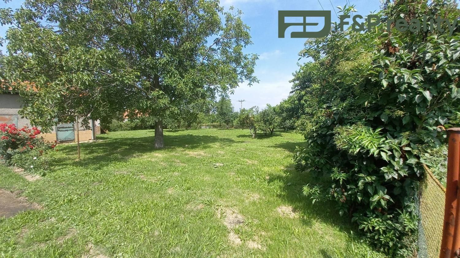 Pozemek pro bydlení, 1 063 m²