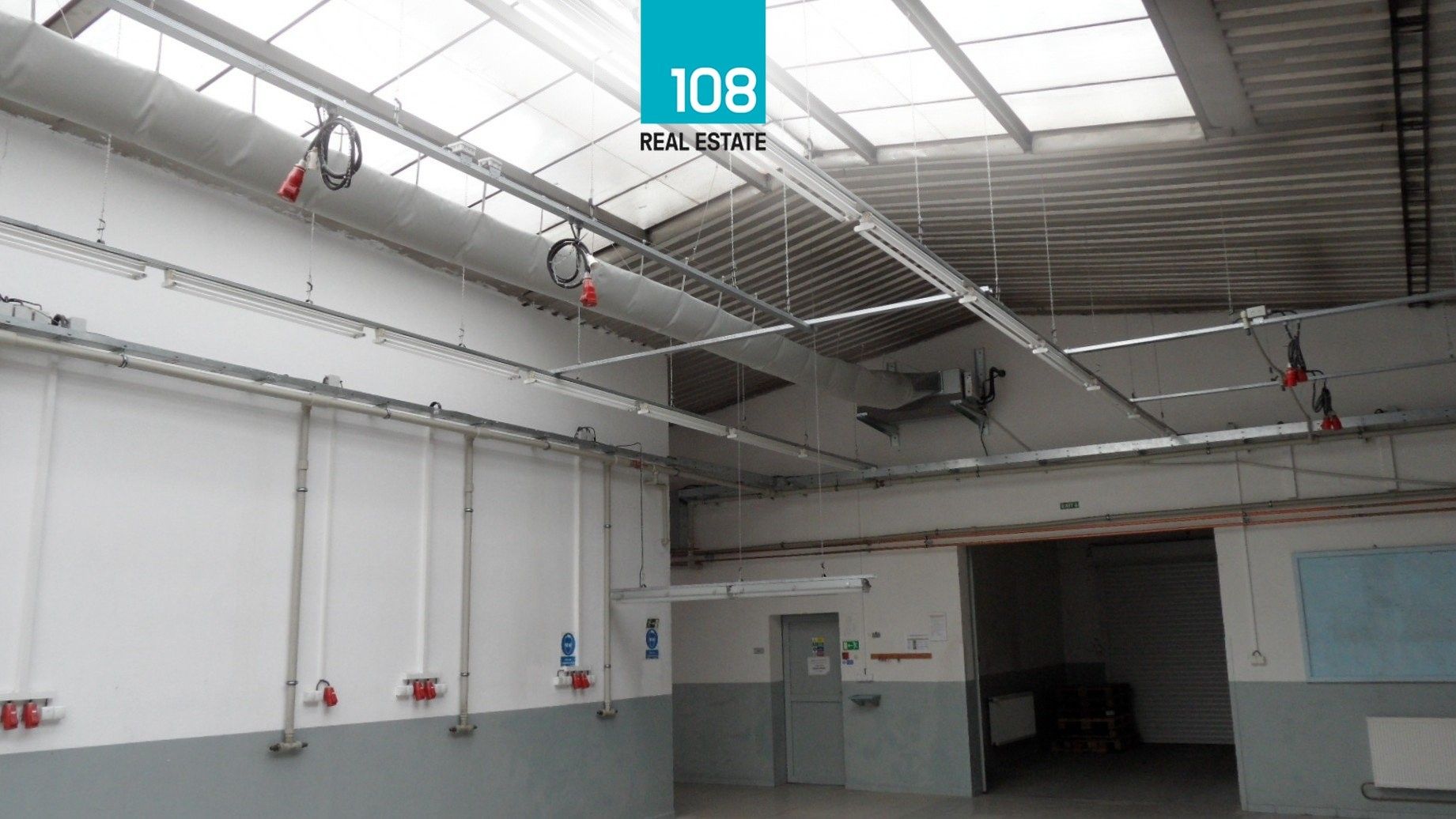 Výrobní prostory · 3 192 m² · Zámecká 964, Planá - 4