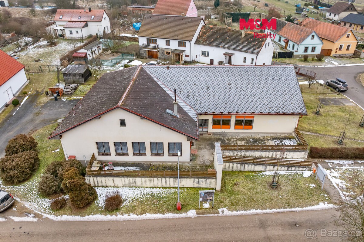 Chaty, Podbořany, 441 01 - 1