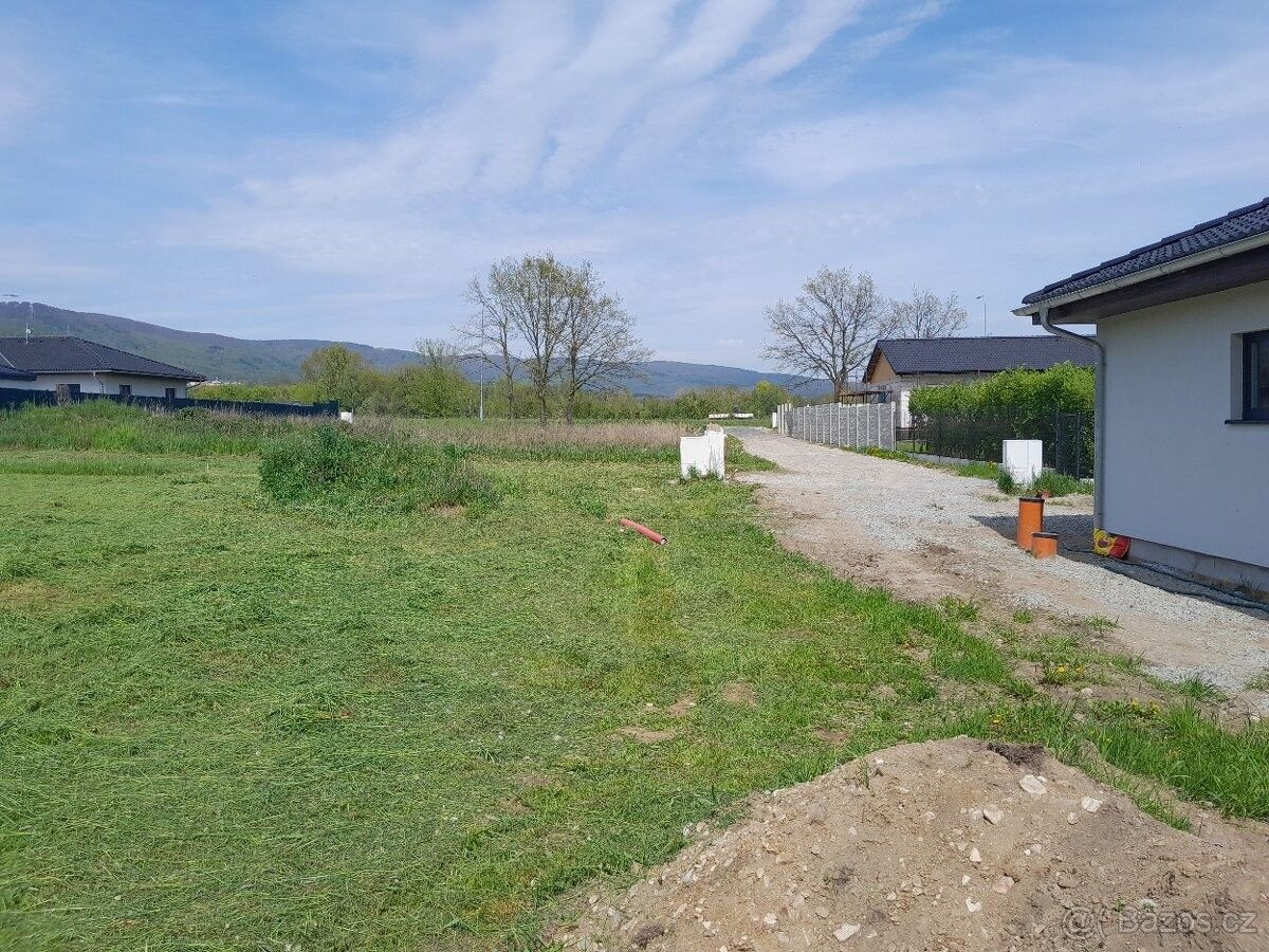 Prodej pozemek pro bydlení - Chabařovice, 403 17