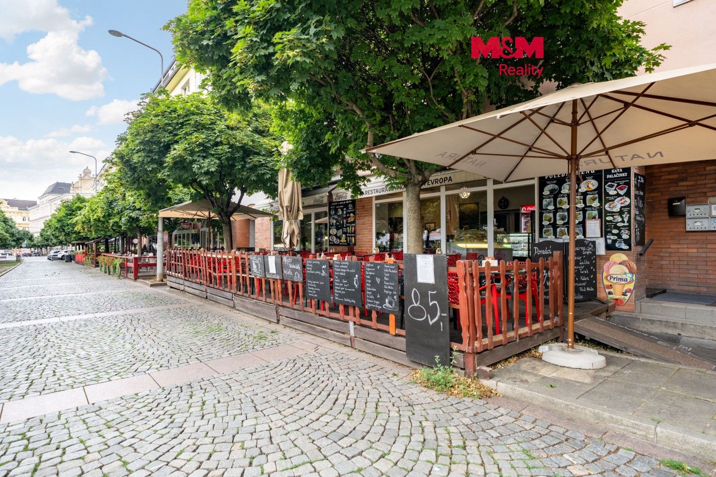 Restaurace, 116 m²