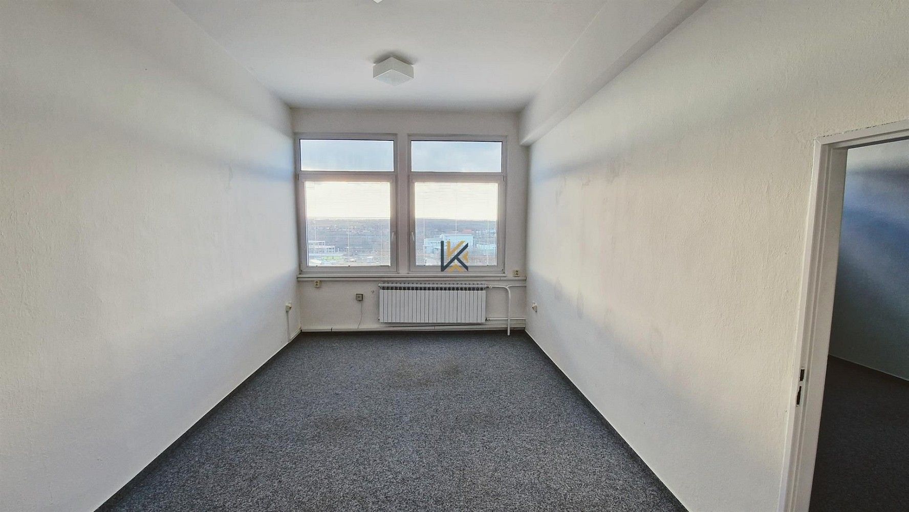 Kancelář · 30 m² · Praha - Běchovice, okres Praha 21, Hlavní město Praha - 3