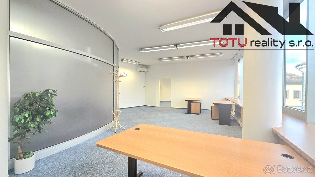Pronájem kancelář - Chrudim, 537 01