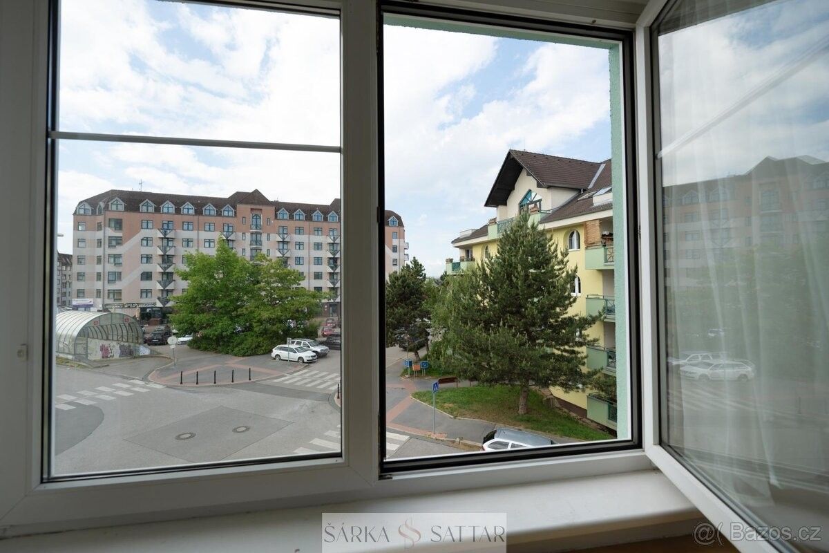 Prodej byt - Praha, 148 00