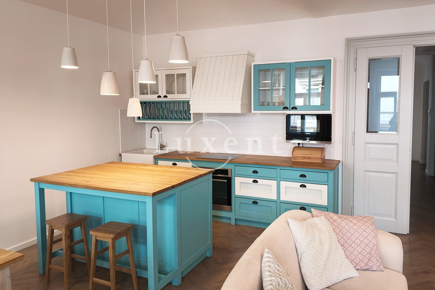 2+kk, Kaprova 49, Praha Staré Město, 84 m² - 2