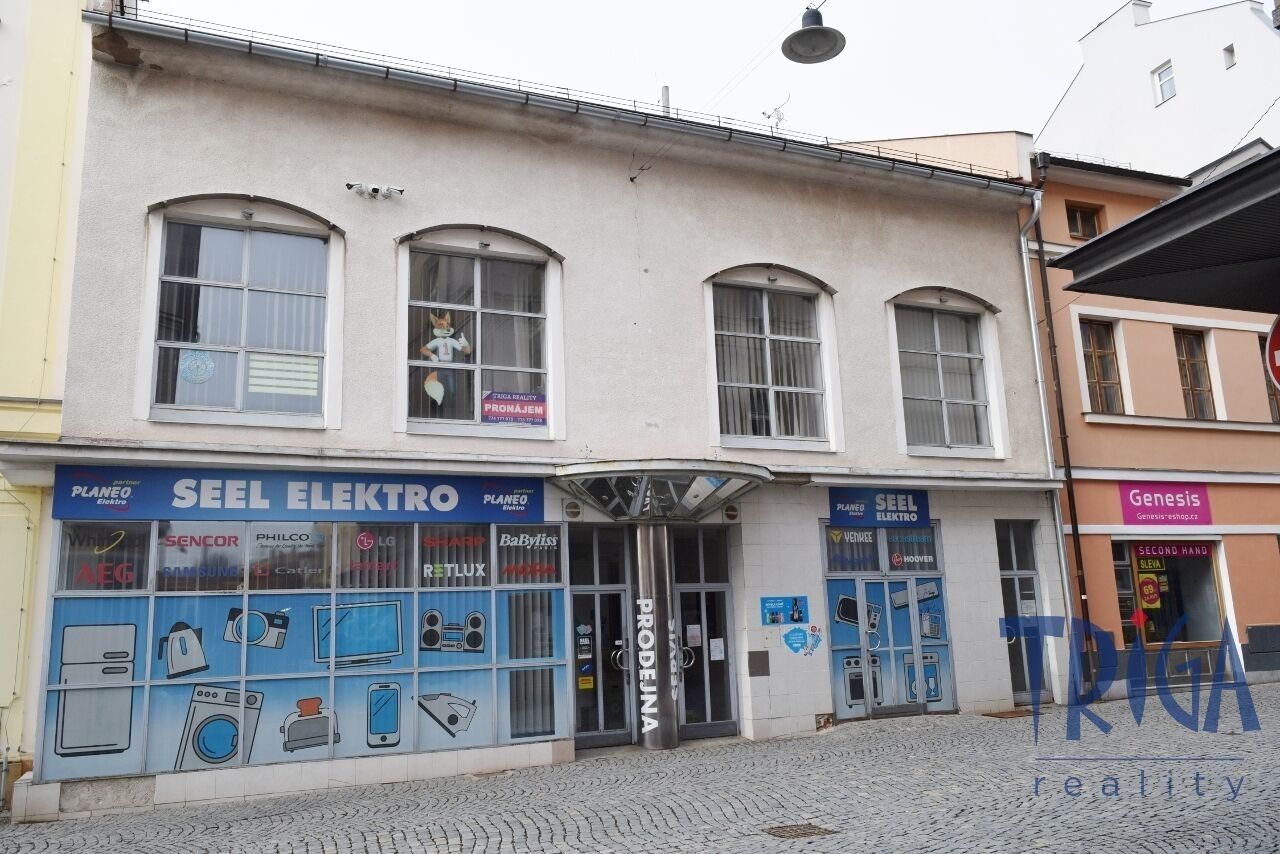 Obchodní prostory, Revoluční , Dvůr Králové nad Labem, 318 m²