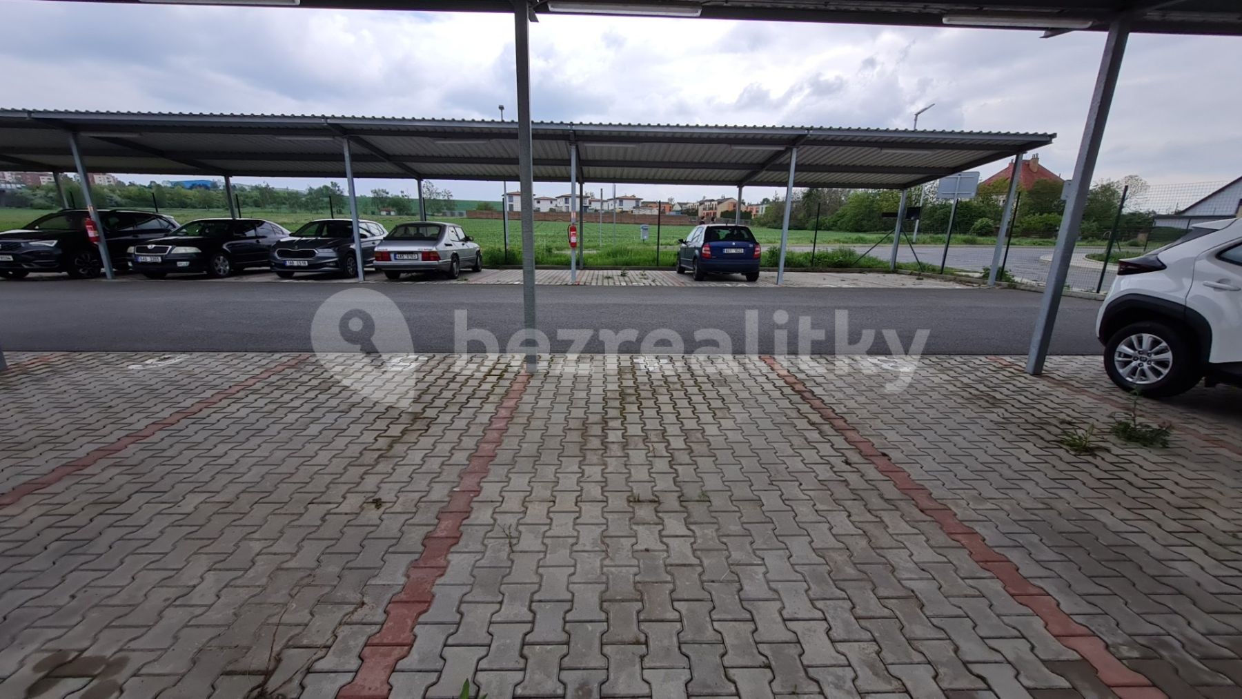 Garáž · 10 m² · Želetická, Praha - Sobín - 4