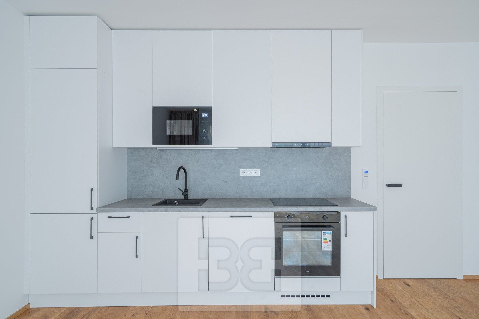 Pronájem byt 1+kk - Starokošířská 1402, Praha, 43 m²