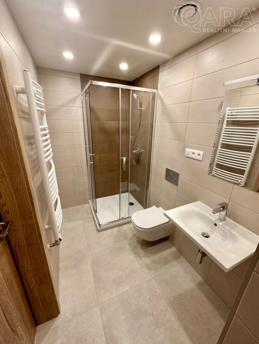 1+kk, Kolbenova  , Praha, 32 m² - 2