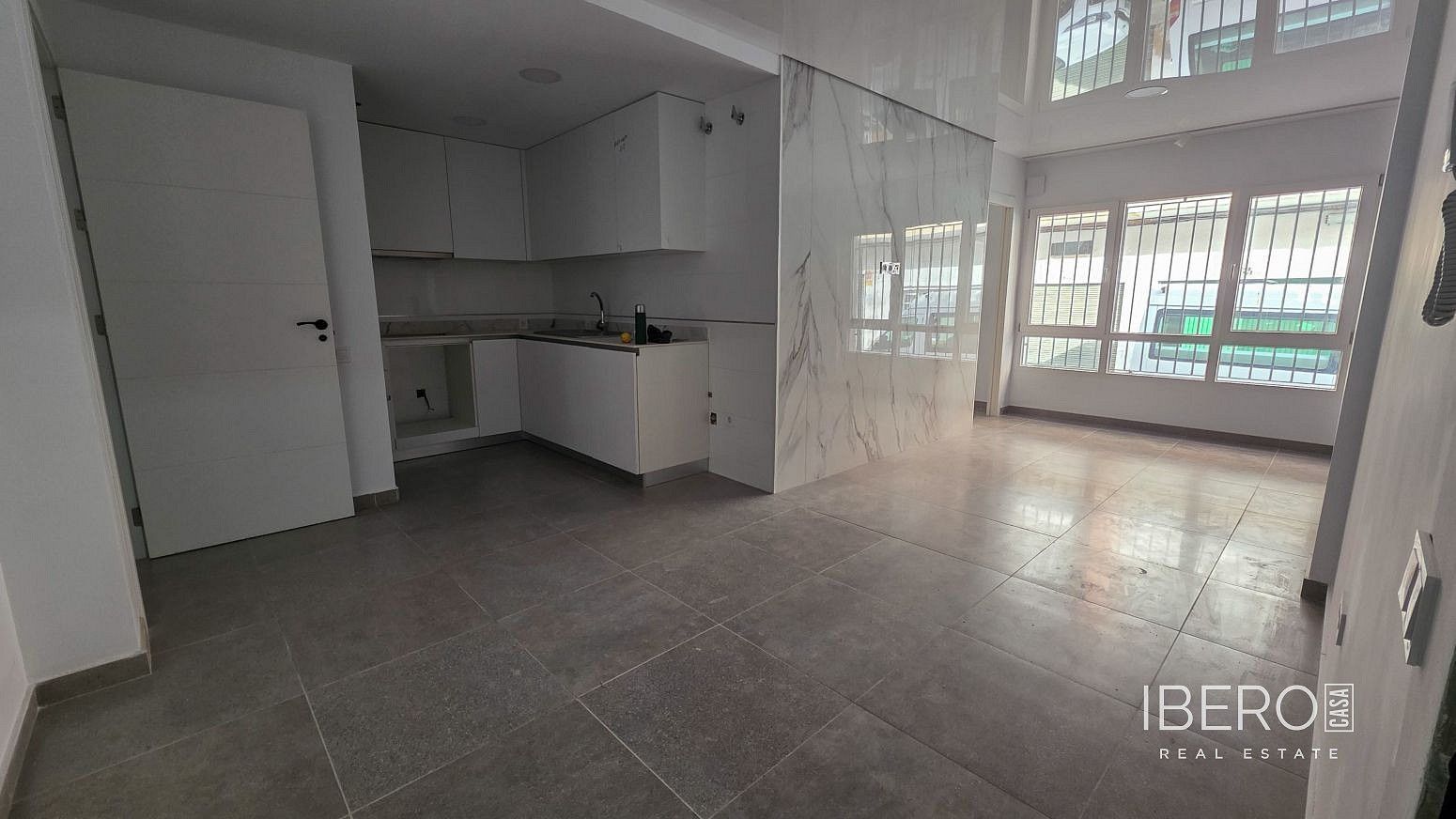 4+kk, Puerto de Sagunto, Španělsko, 90 m² - 1