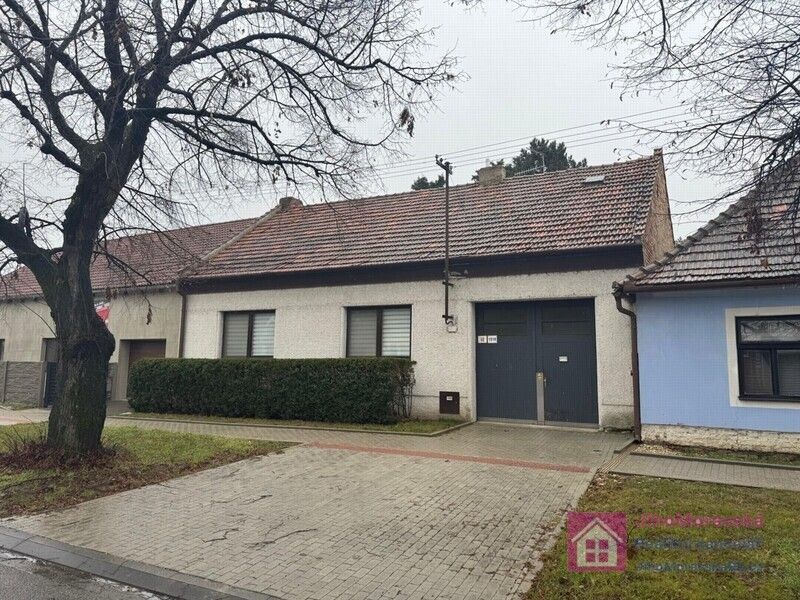 Rodinné domy, Břeclav, 690 03