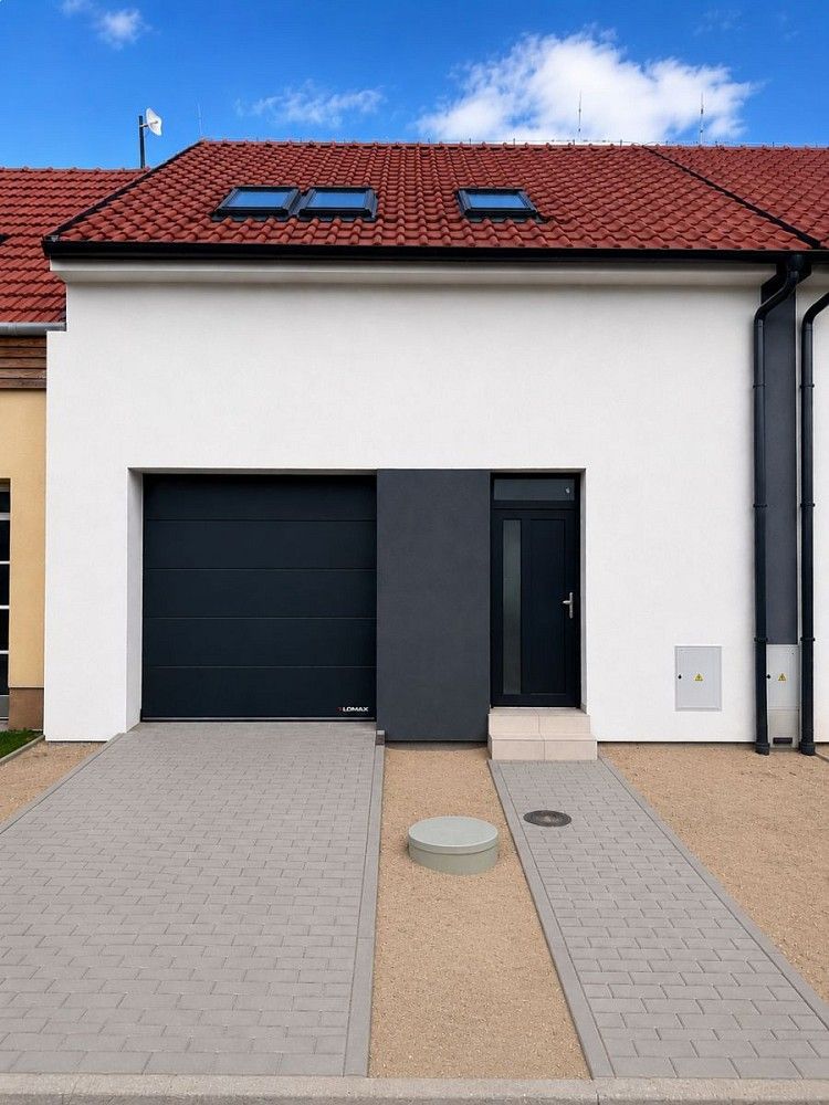 Prodej rodinný dům - Blažovská, Prace, okres Brno-venkov, 140 m² - 2