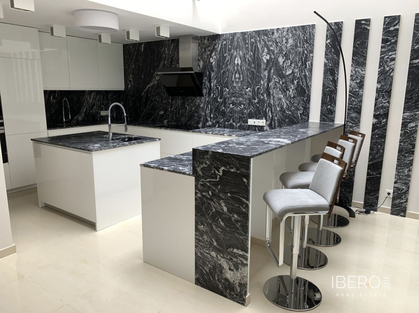 6+kk a více, Puerto Banús, Španělsko, 575 m² - 2