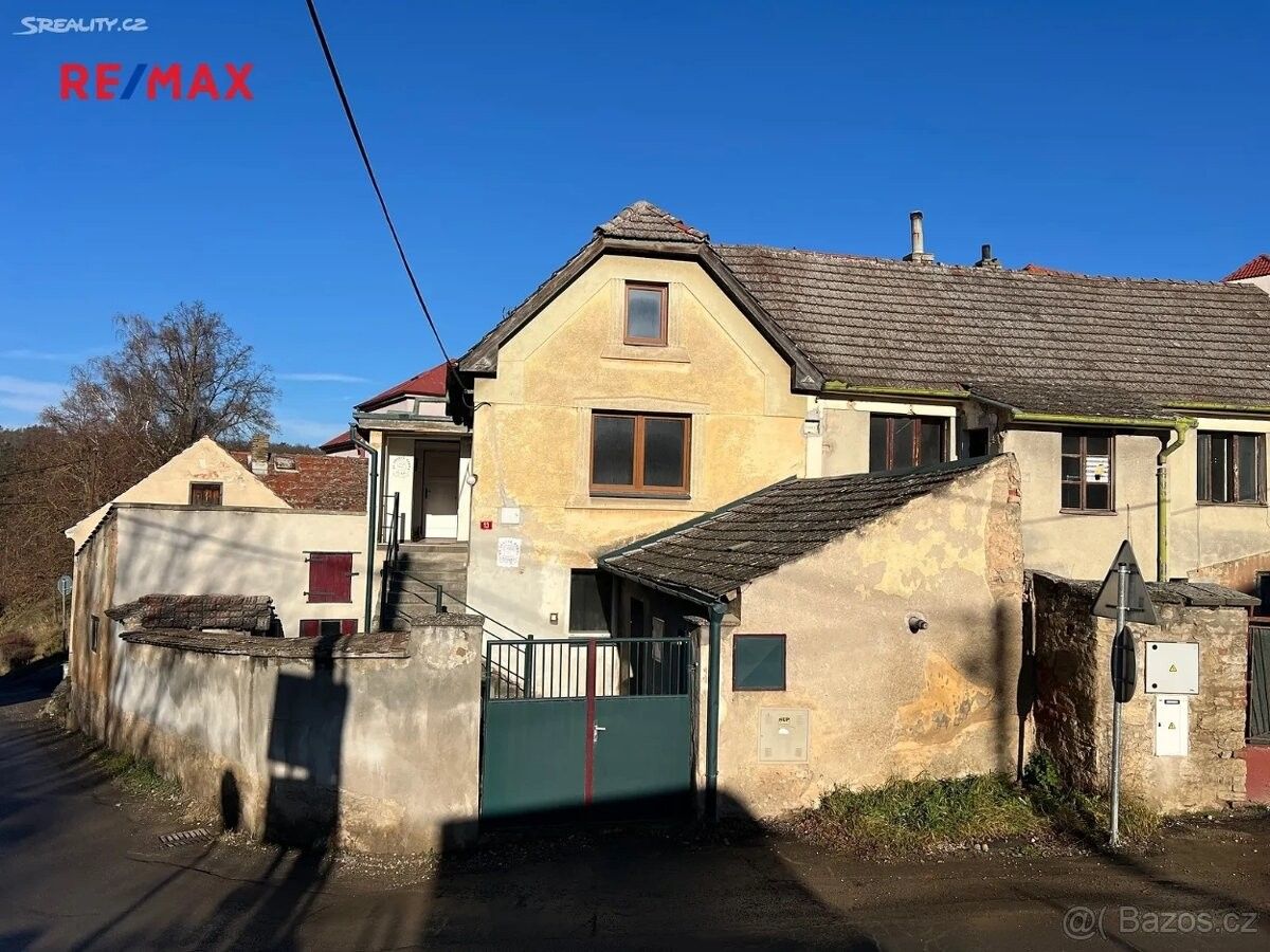 Rodinné domy, Třebotov, 252 26