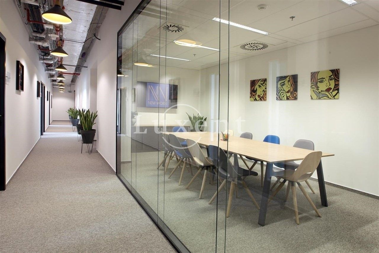 Pronájem kancelář - Rohanské nábřeží, Praha, 390 m²