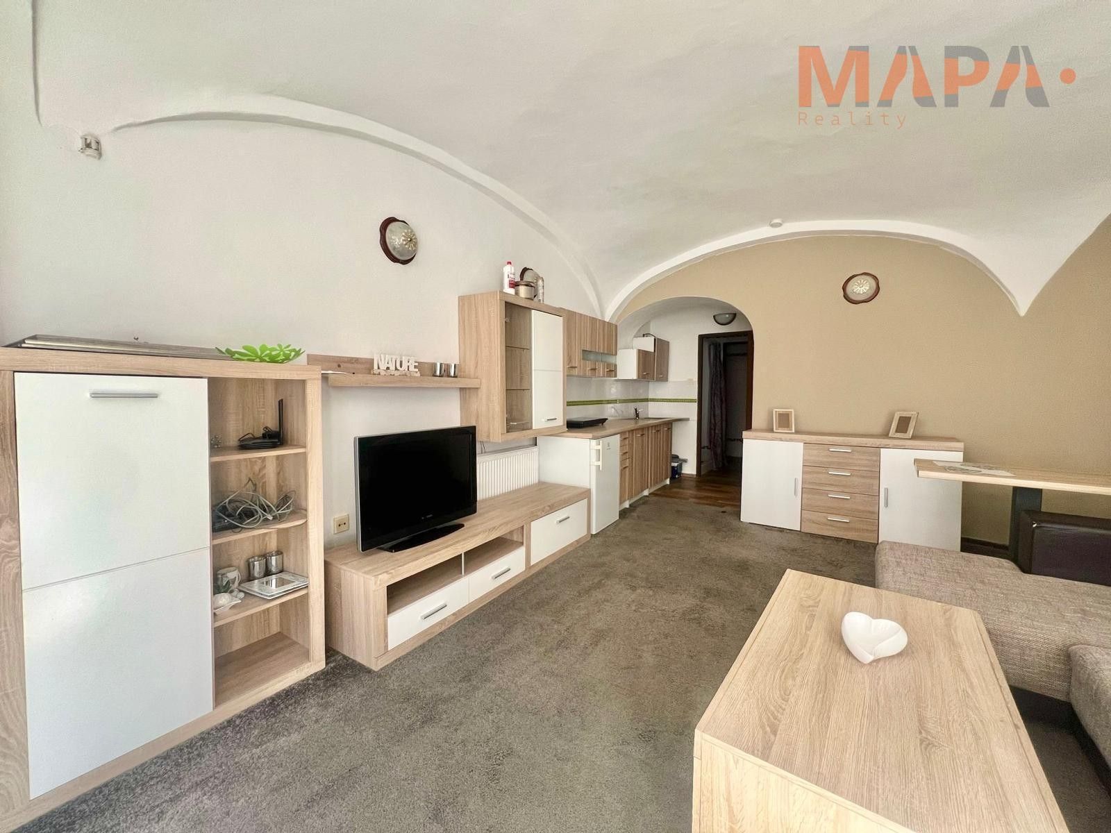 1+kk, Revoluční, Chomutov, 29 m²