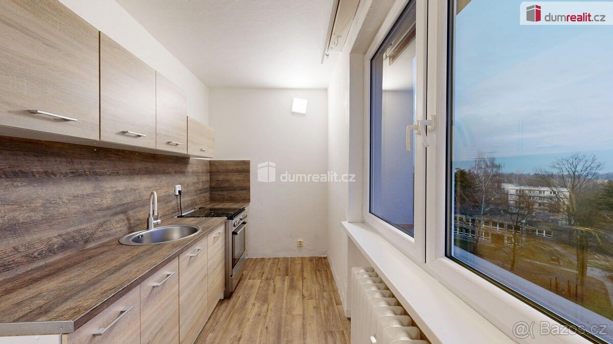 Byty, Ostrava, 700 30