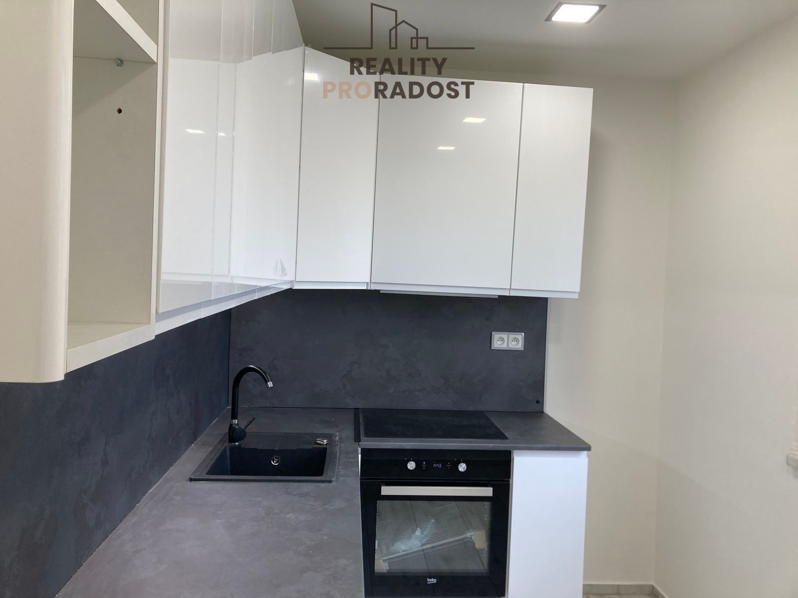 Prodej byt 2+1 - Na Kopci, Karviná, 51 m²