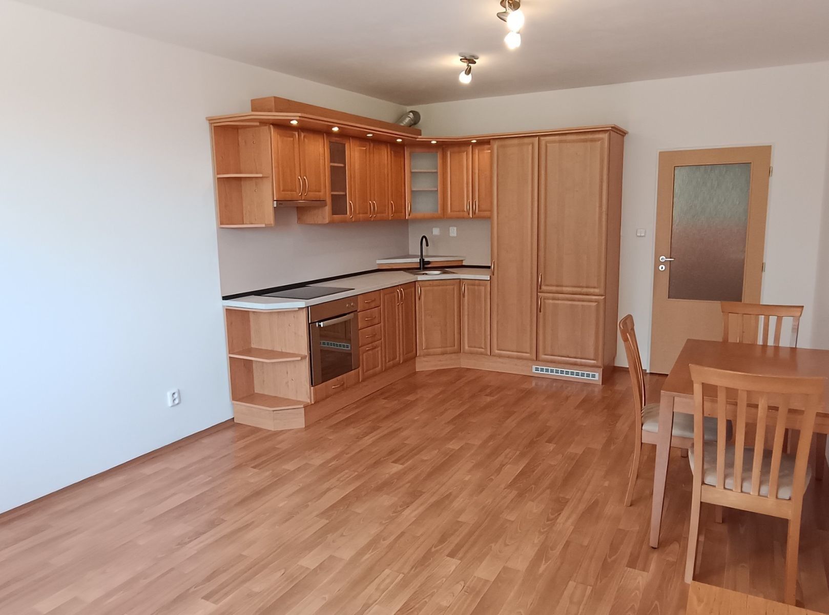 2+kk, Herlíkovická, Praha - Kbely, 54 m² - 2