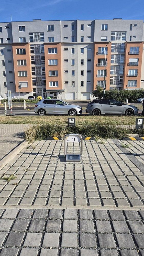 Nemovitost · 13 m² · Praha - Strašnice, okres Praha 10, Hlavní město Praha - 4