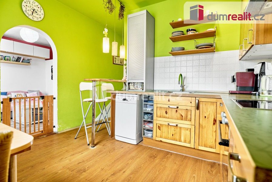 Prodej byt 2+1 - Lidická, Ostrov, 62 m²