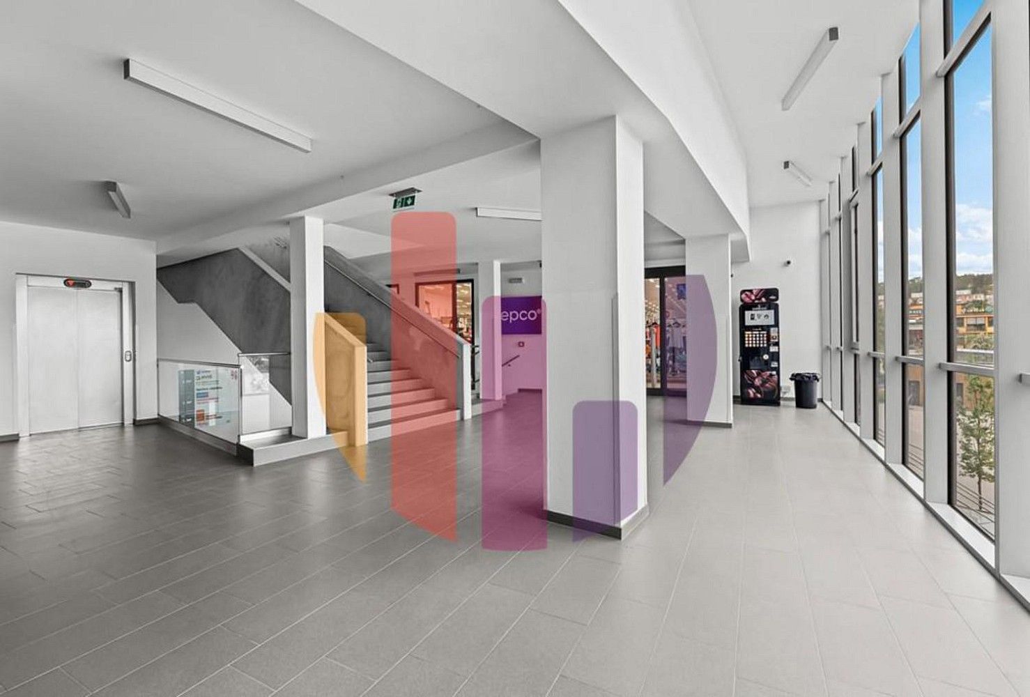 Obchodní prostory, Praha - Hloubětín, okres Praha 14, Hlavní město Praha, 111 m² - 2