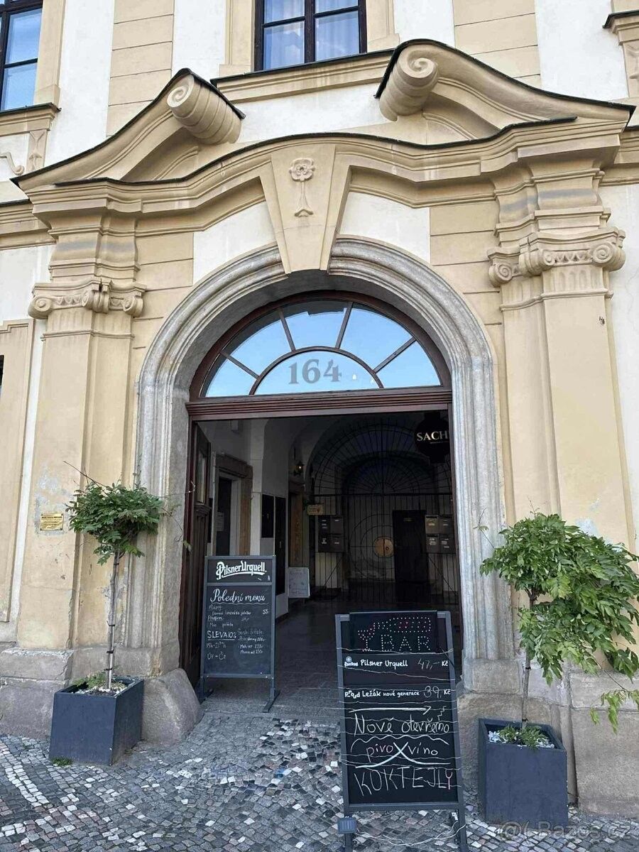 Restaurace, Hradec Králové, 500 02