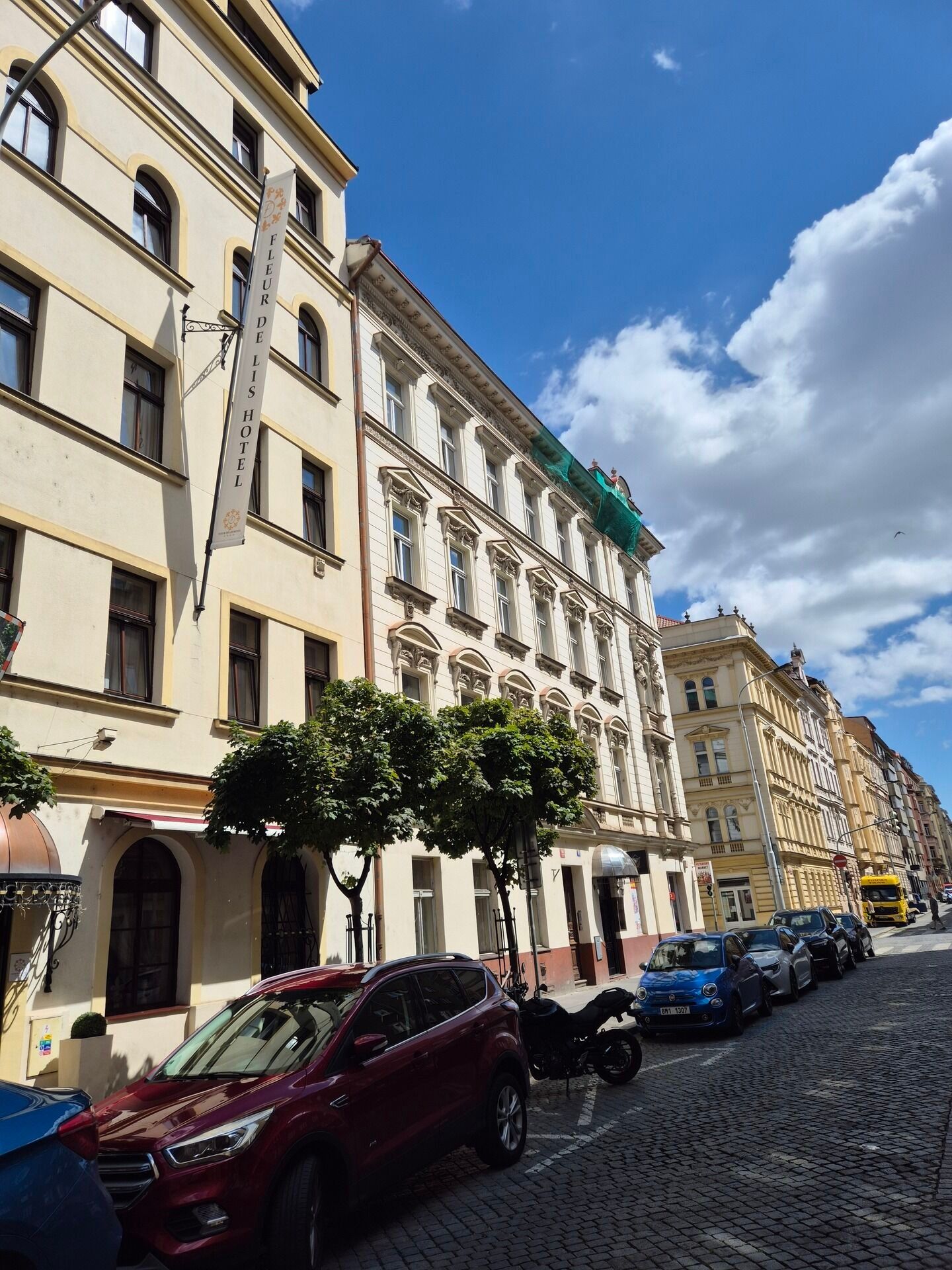 2+1, Slezská, Praha, 61 m²