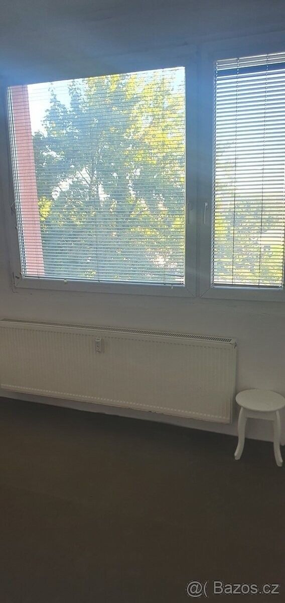 Pronájem byt - Jirkov, 431 11