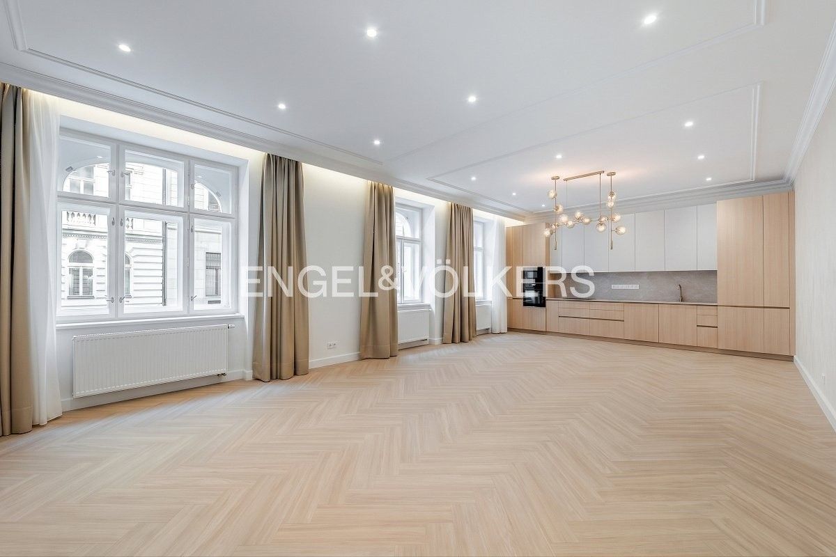 3+kk, Pplk. Sochora 737, Praha Holešovice, 121 m² - 1